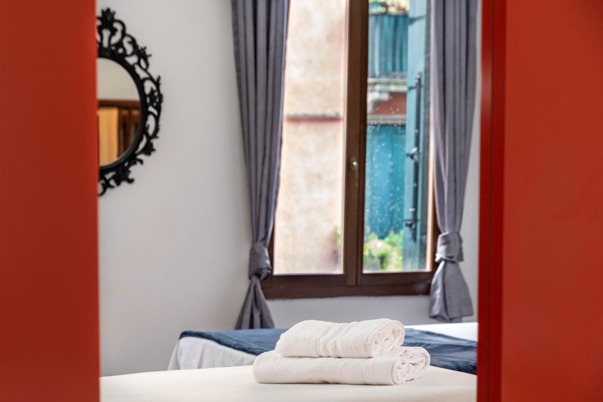 Palazzo Eremite Apartment Venice Luaran gambar